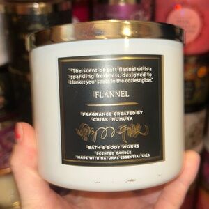 Bath and Body Works Flannel 3 Wick Candle